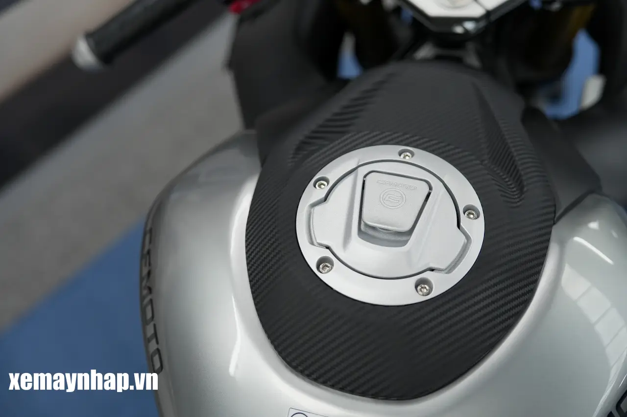 CFMoto 450SR S 71 CFMoto 450SR S Sportbike tam trung GIA SI xemaynhap 32