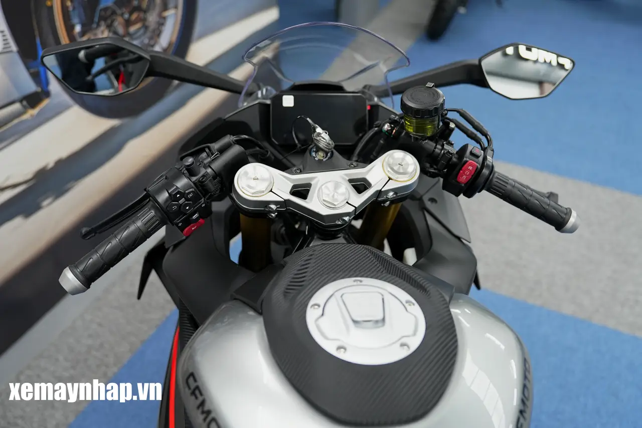 CFMoto 450SR S 75 CFMoto 450SR S Sportbike tam trung GIA SI xemaynhap 36