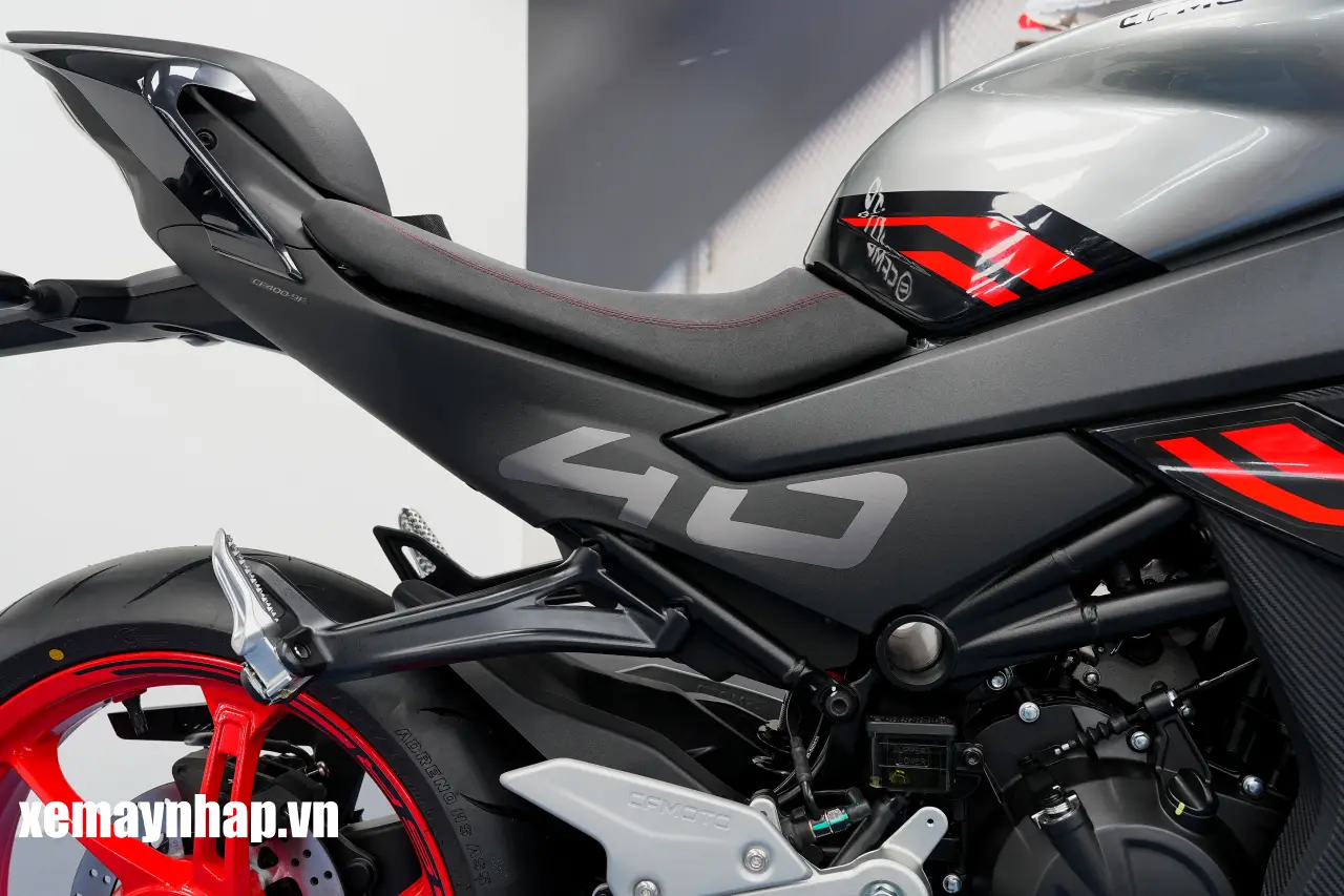 CFMoto 450SR S 32 CFMoto 450SR S Sportbike tam trung GIA SI xemaynhap 45
