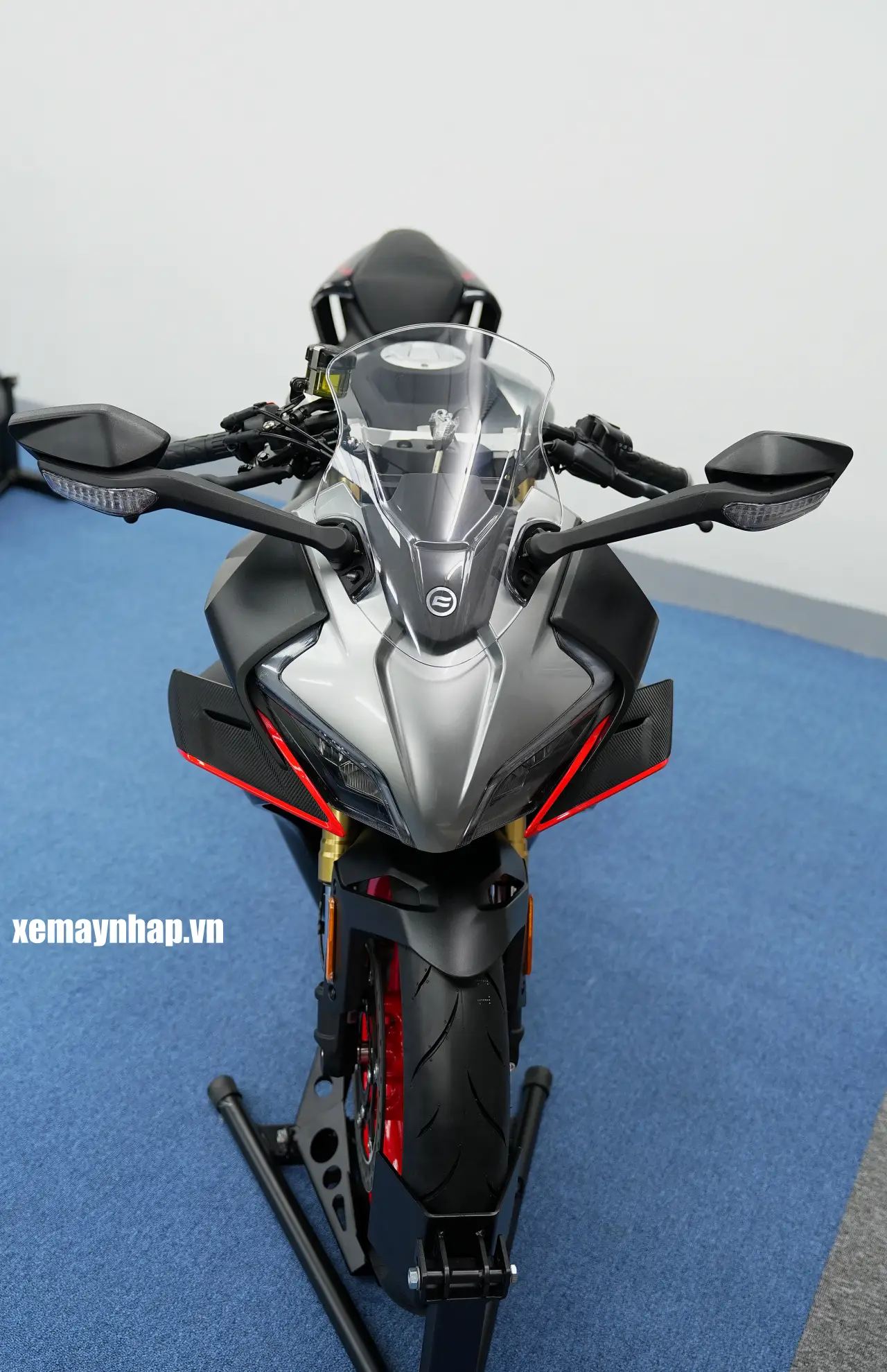 CFMoto 450SR S 77 CFMoto 450SR S Sportbike tam trung GIA SI xemaynhap 5