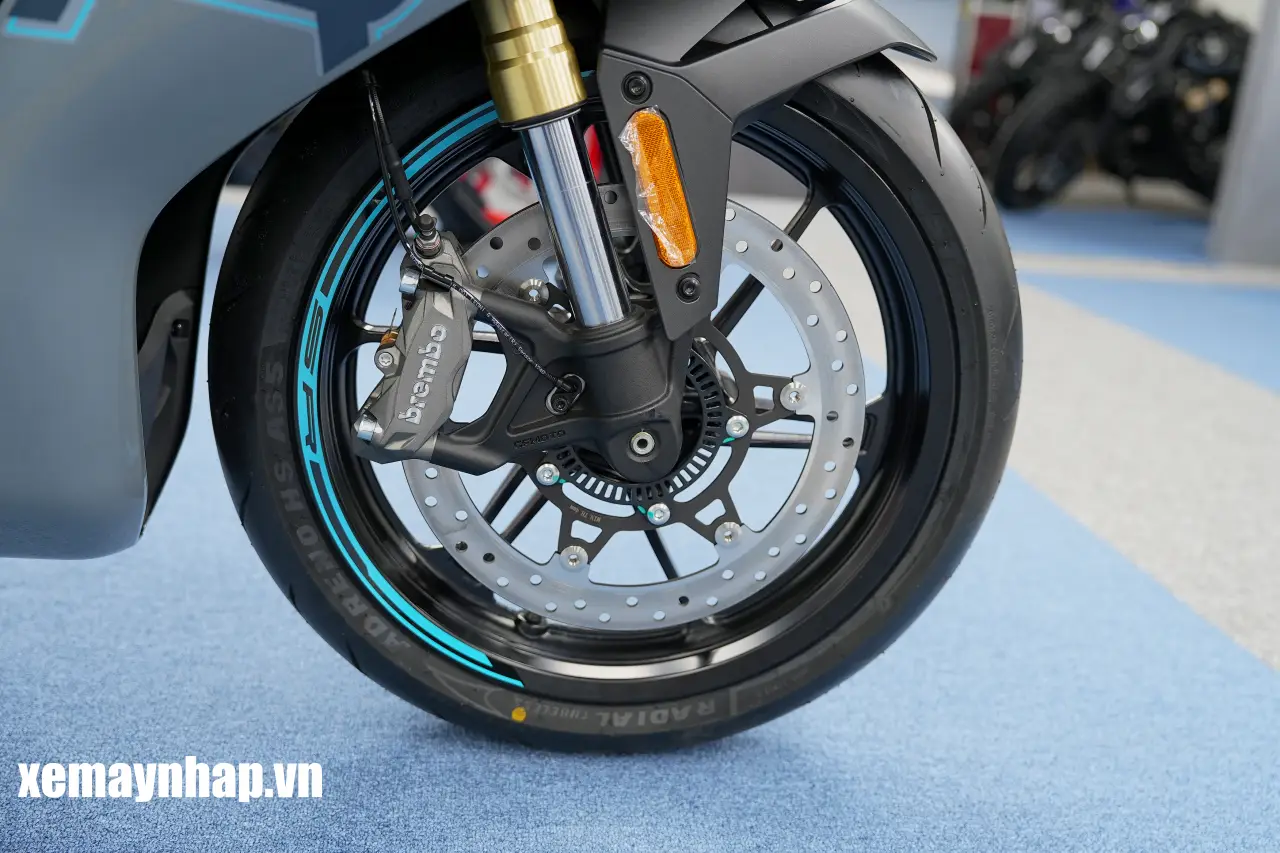 CFMoto 450SR S 53 CFMoto 450SR S Sportbike tam trung GIA SI xemaynhap 52