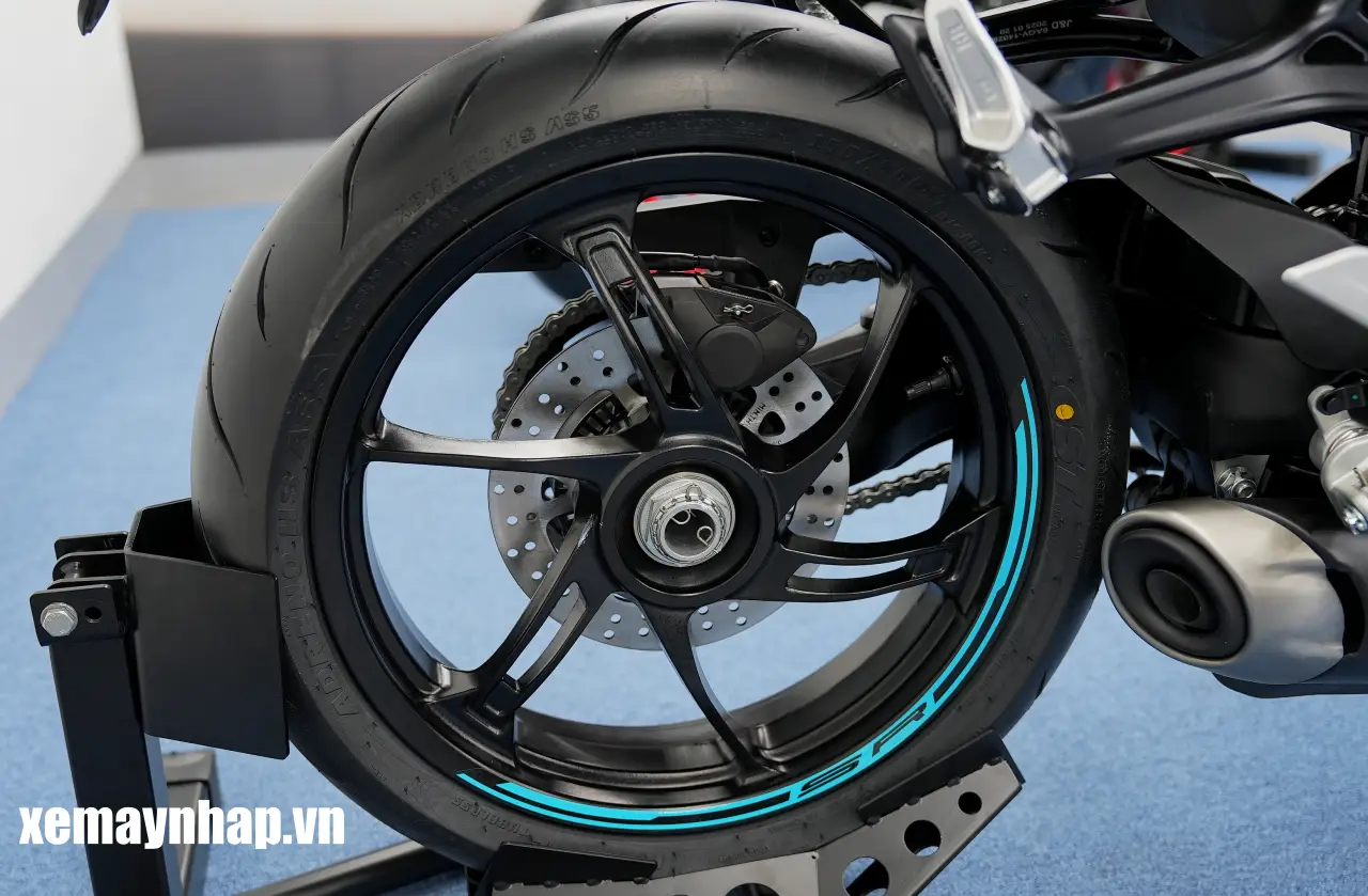 CFMoto 450SR S 23 CFMoto 450SR S Sportbike tam trung GIA SI xemaynhap 53