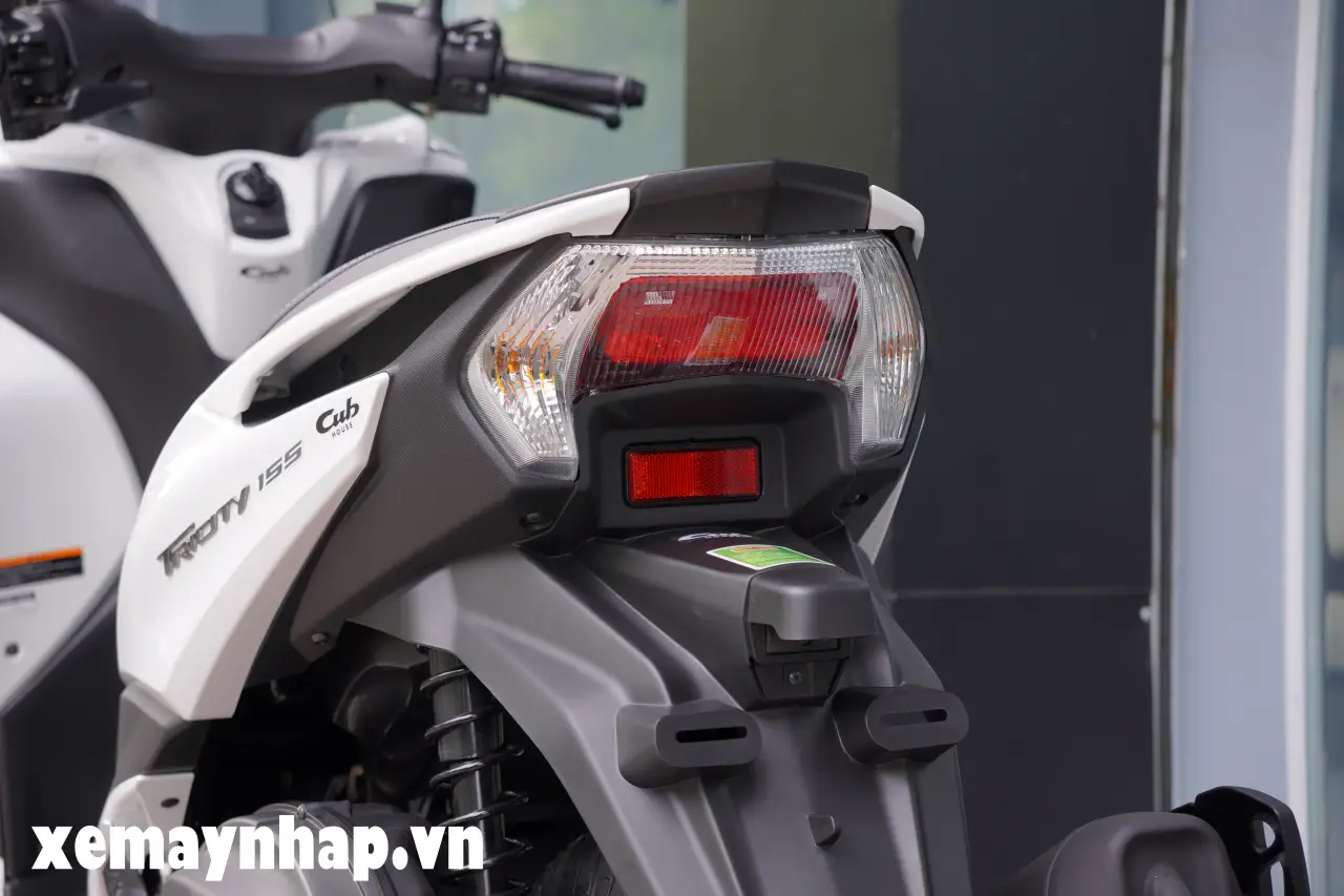 Yamaha Tricity 155 banh kep 3 banh 21