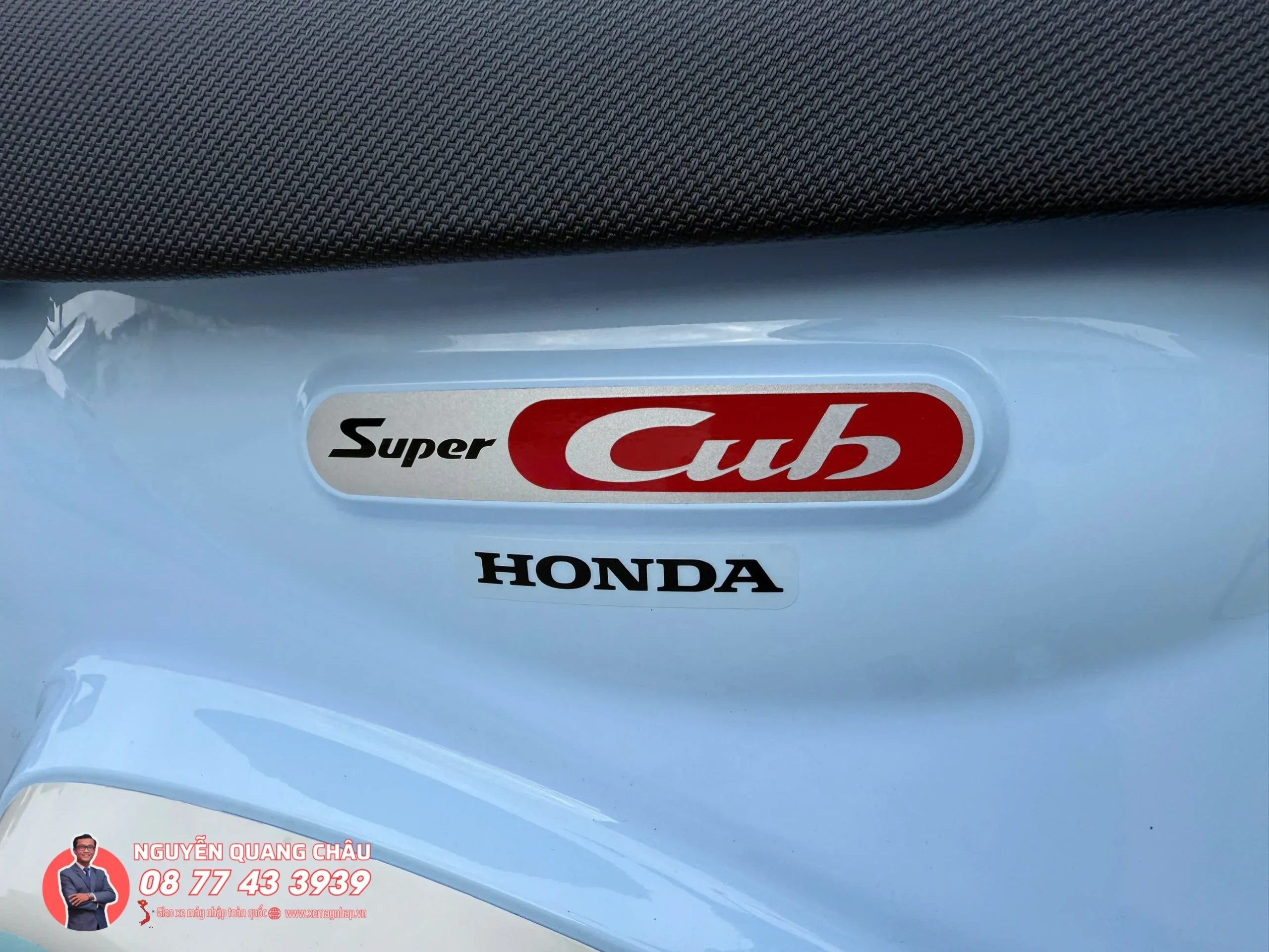 Honda Super Cub Fujisan Limited Edition đã về đến Việt Nam - Giới thượng lưu sưu tầm xe 9 Honda Super Cub Fujisan Limited Edition chi san xuat gioi han 500 chiec tren toan Thai Lan 15 scaled