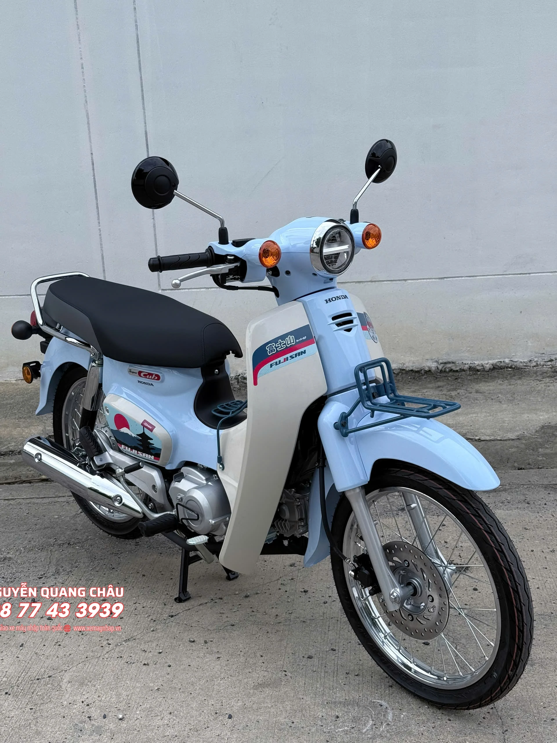 Honda Super Cub Fujisan Limited Edition đã về đến Việt Nam - Giới thượng lưu sưu tầm xe 46 Honda Super Cub Fujisan Limited Edition chi san xuat gioi han 500 chiec tren toan Thai Lan 27