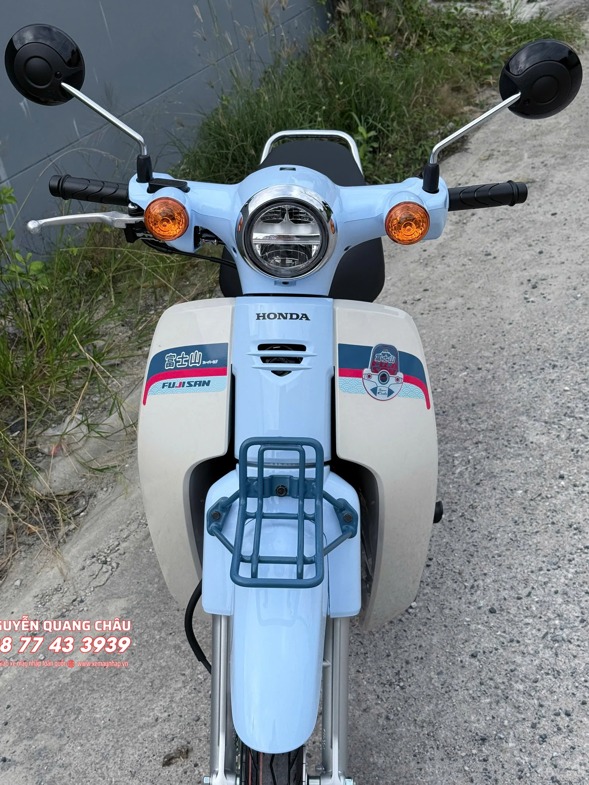 Honda Super Cub Fujisan Limited Edition đã về đến Việt Nam - Giới thượng lưu sưu tầm xe 22 Honda Super Cub Fujisan Limited Edition chi san xuat gioi han 500 chiec tren toan Thai Lan 44
