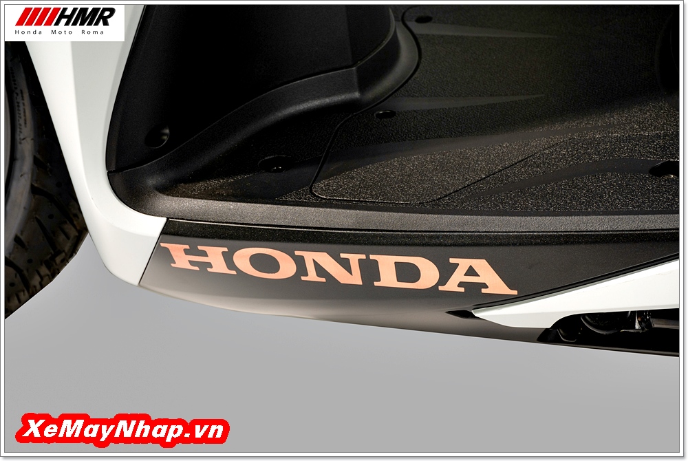 Honda SH Ý 350i Special Edition màu trắng - White (2) Honda SH Y 350i Special Edition mau trang White 2