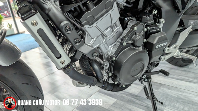 Honda CB500SF Super Four 2026 ban tai XE MAY NHAP QUANG CHAU MOTOR 12