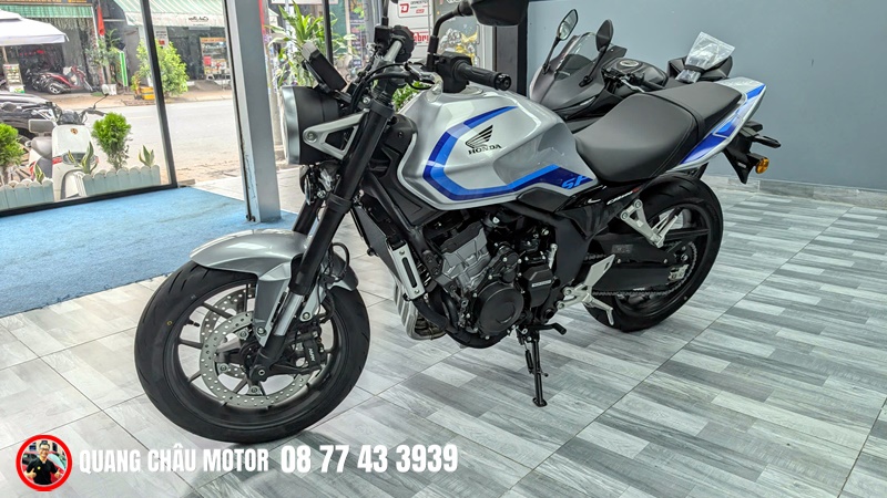 Honda CB500SF Super Four 2026 ban tai XE MAY NHAP QUANG CHAU MOTOR 3